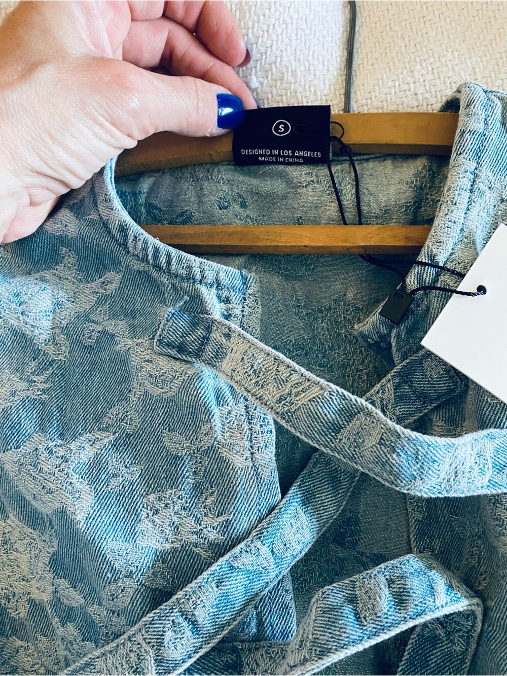 NWT Boutique Denim Floral print Dress w/ pockets Tie-Front Puff Sleeve Midi Dres - Picture 4 of 10